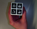Cube de réalité mixte sous la SMART Document Camera